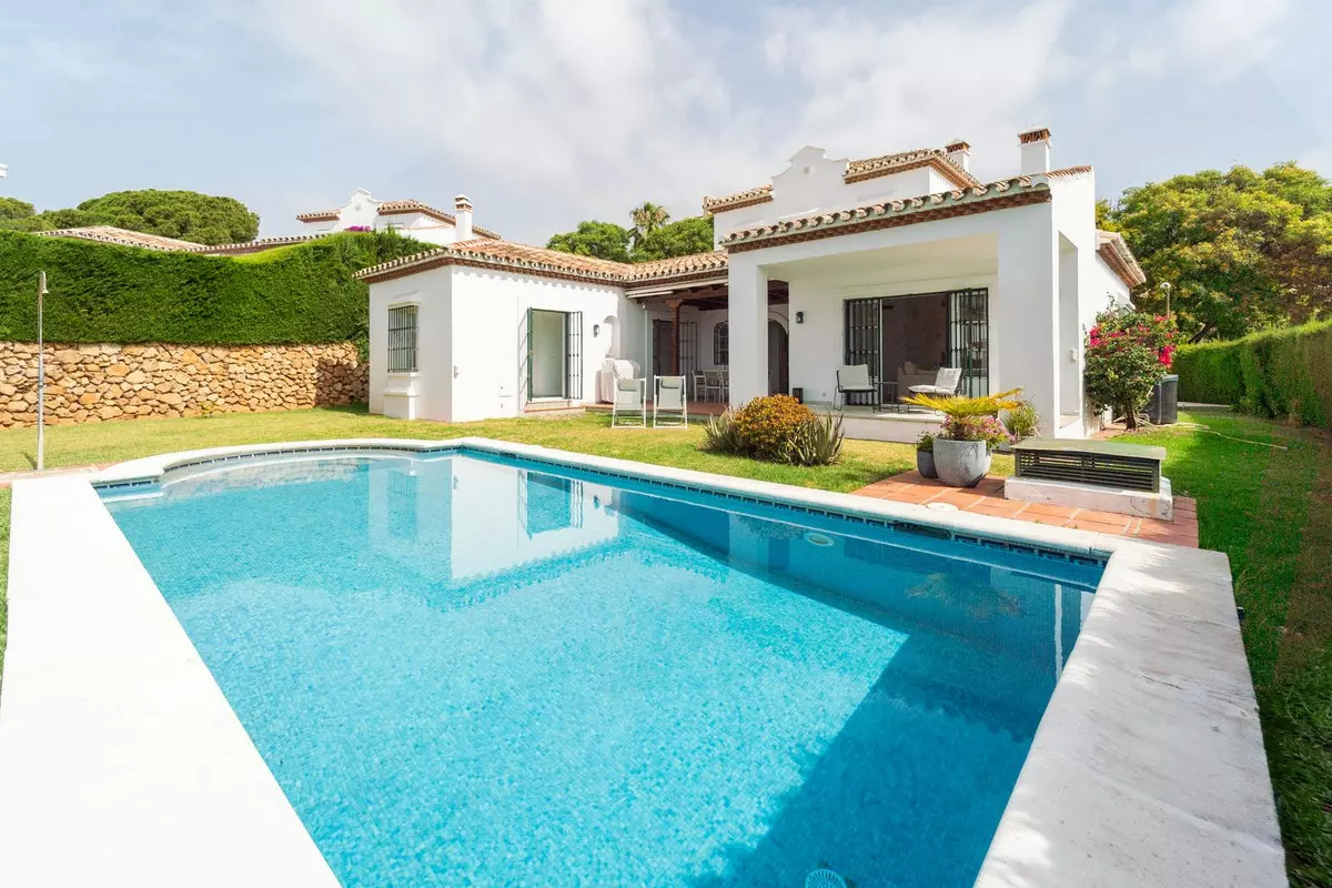 4-bedroom Villa In Marbella, Spain (234 M²)
