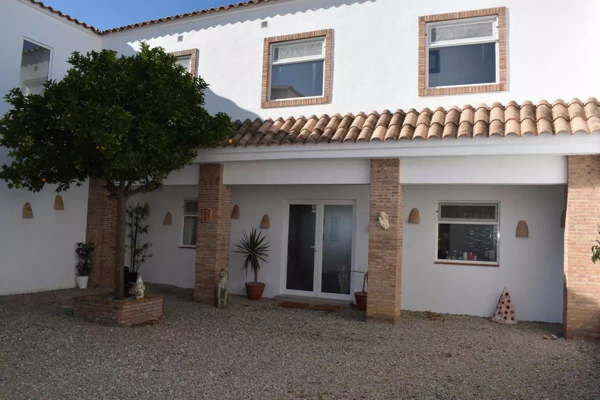 10-bedroom Country House In Ronda, Spain (1.238 M²)