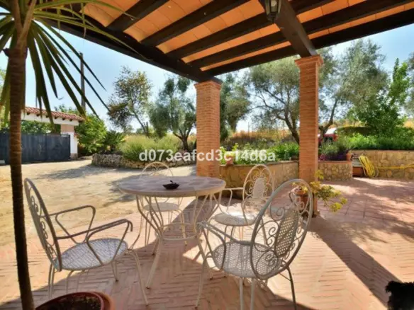 6-bedroom Country House In Arriate, Spain (244 M²)