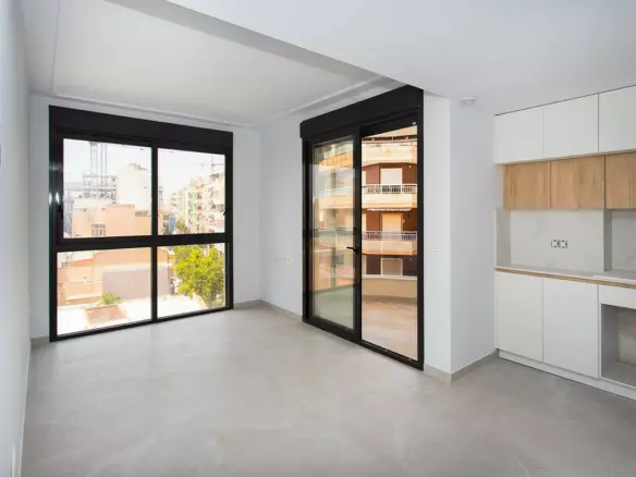 2-bedroom Apartment In Torrevieja, Spain (88 M²)