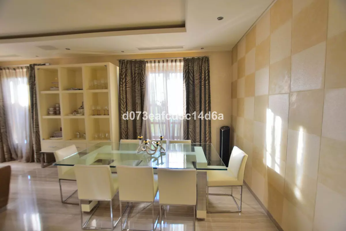 4-bedroom Villa In Ronda, Spain (349 M²)