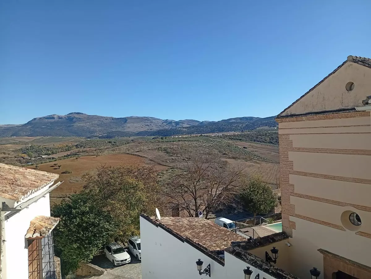 6-bedroom Town House In Ronda, Spain (202 M²)