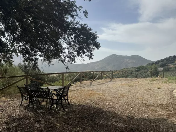 3-bedroom Country House In Alfarnate, Spain (145 M²)