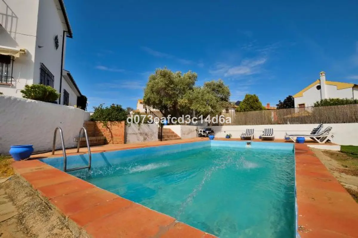 4-bedroom Villa In Ronda, Spain (220 M²)