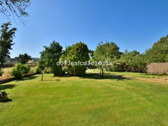 3-bedroom Country House In Benaoján, Spain (85 M²)