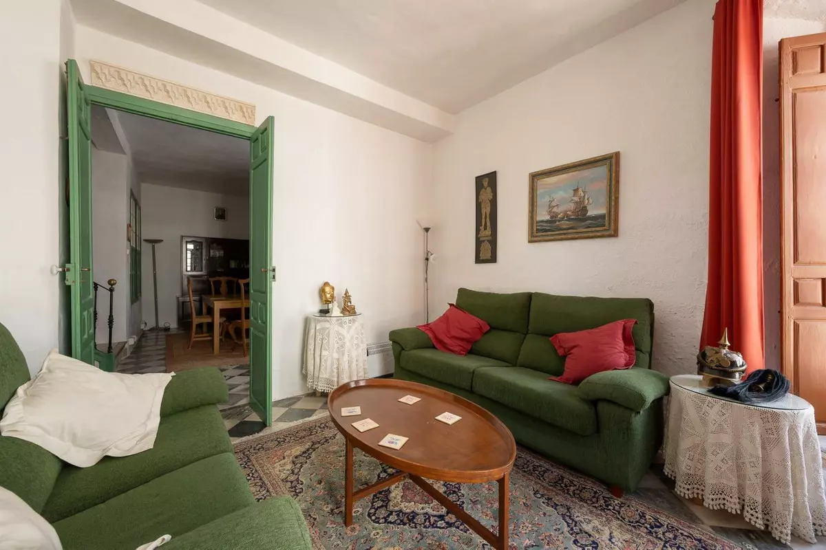 7-bedroom Town House In Tolox, Spain (180 M²)