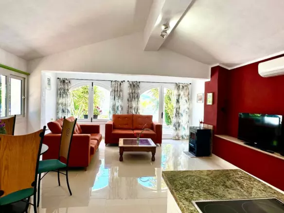 2-bedroom Villa In La Viñuela, Spain (101 M²)