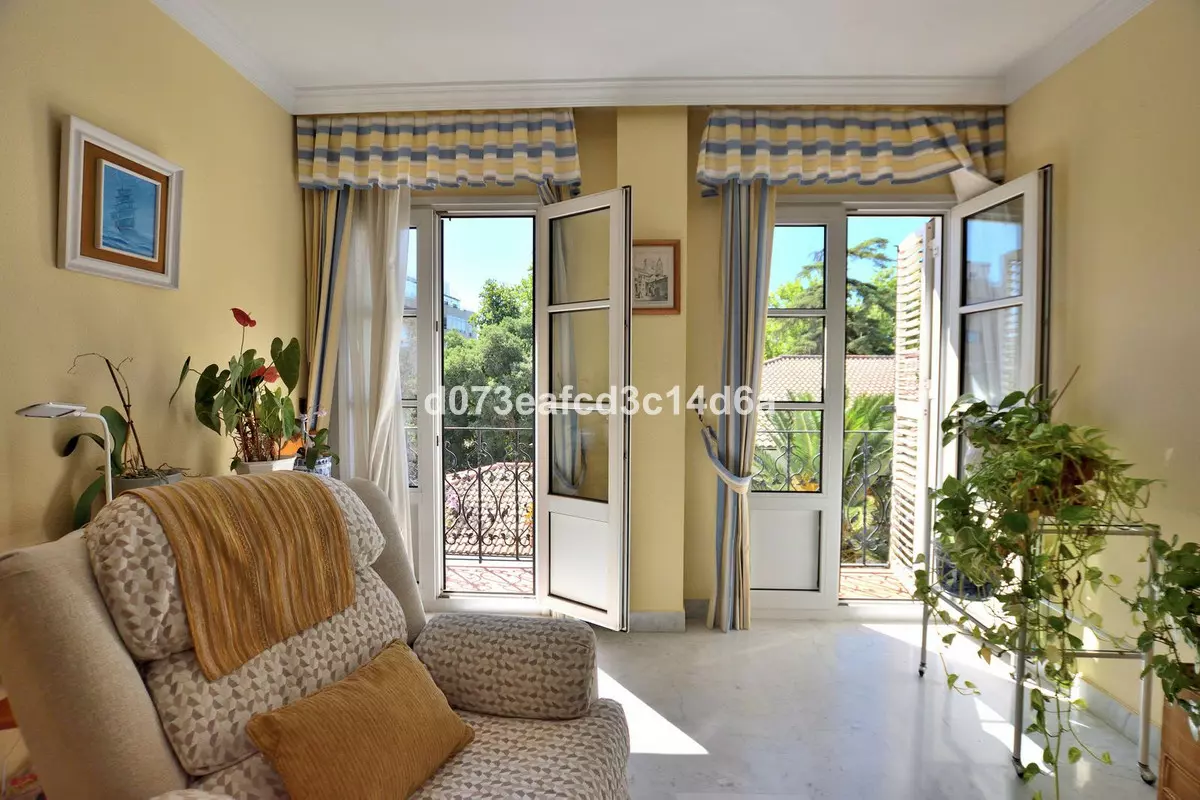 3-bedroom Apartment In Ronda, Spain (196 M²)