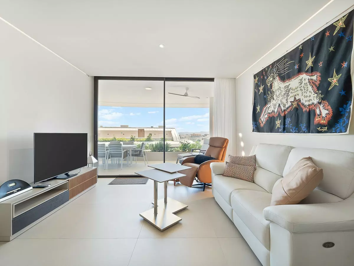 2-bedroom Apartment In Fuengirola, Spain (90 M²)