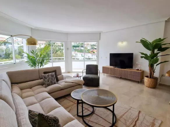 3-bedroom Apartment In Benalmádena, Spain (122 M²)