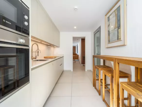 3-bedroom Apartment In Marbella, Spain (145 M²)
