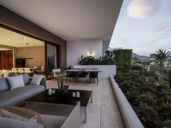 3-bedroom Apartment In Casares, Spain (306 M²)