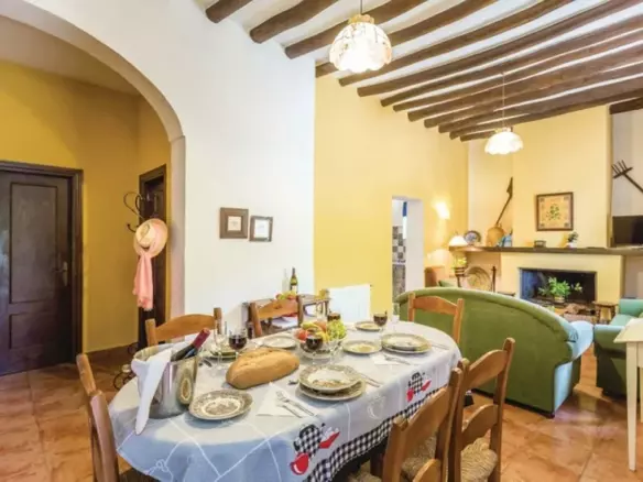 10-bedroom Country House In Cuevas Del Becerro, Spain (695 M²)
