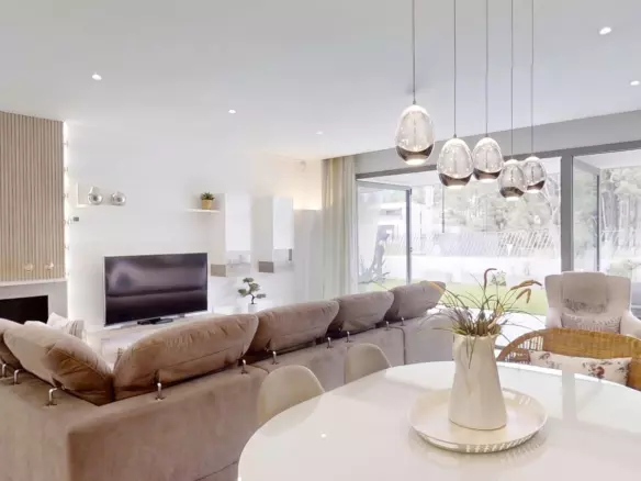 3-bedroom Villa In Mijas, Spain (228 M²)