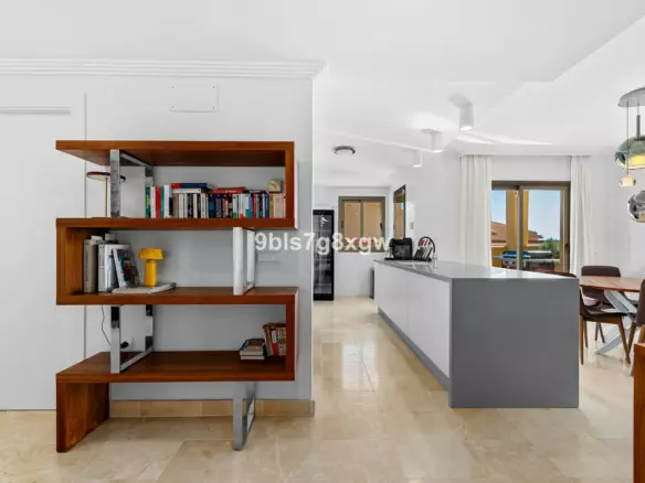 3-bedroom Apartment In Benahavis, Spain (127 M²)
