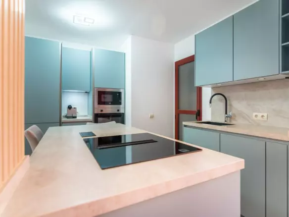3-bedroom Apartment In Marbella, Spain (132 M²)
