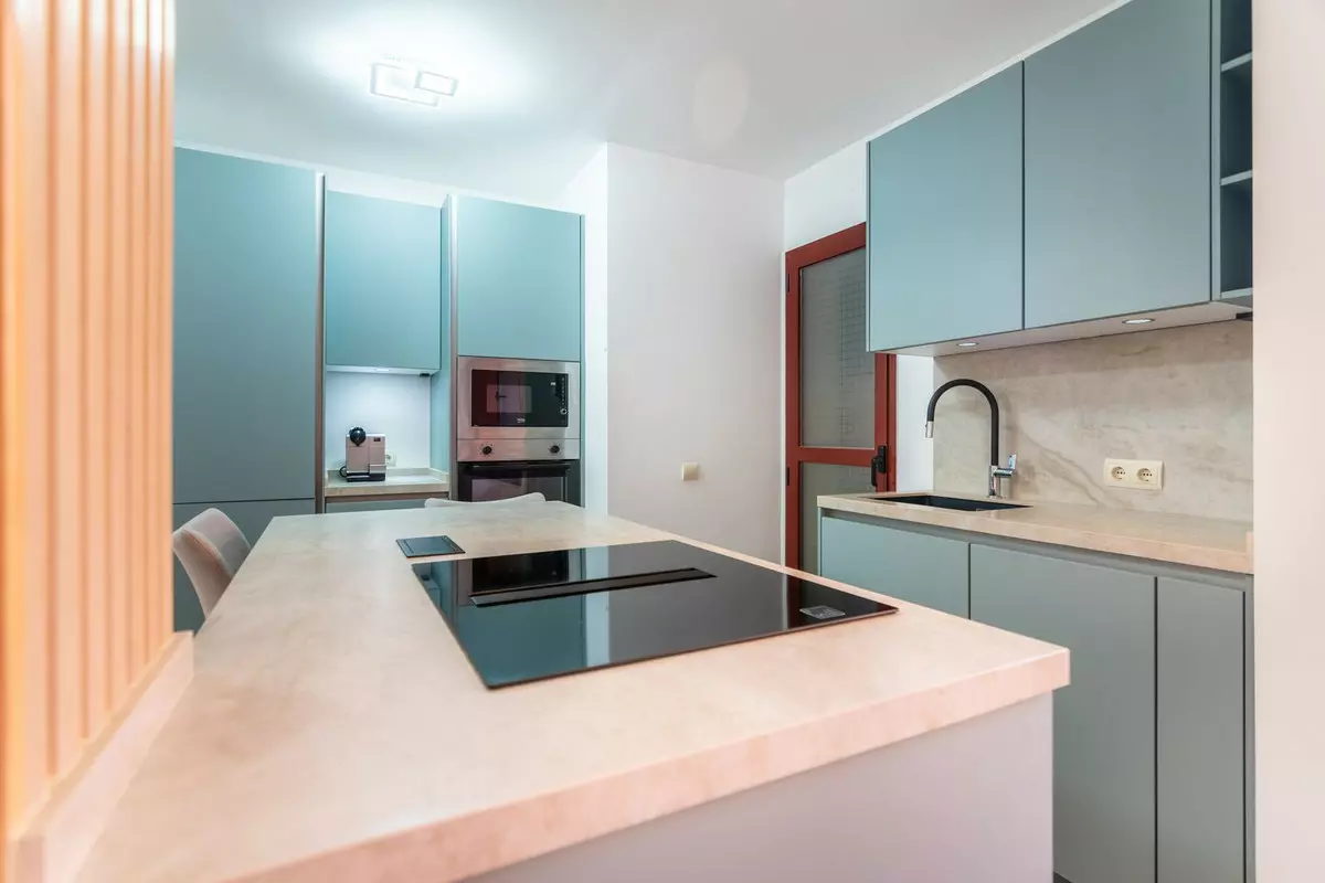 3-bedroom Apartment In Marbella, Spain (132 M²)
