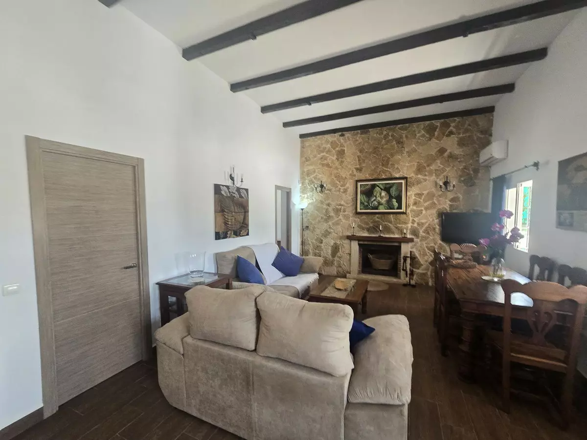 3-bedroom Country House In Cártama, Spain (109 M²)