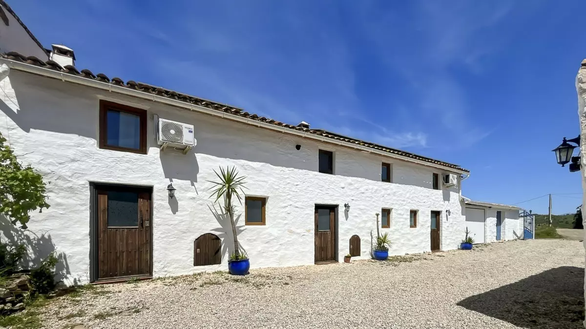 8-bedroom Country House In Casabermeja, Spain (440 M²)