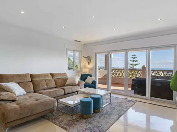 3-bedroom Apartment In Málaga, Spain (171 M²)