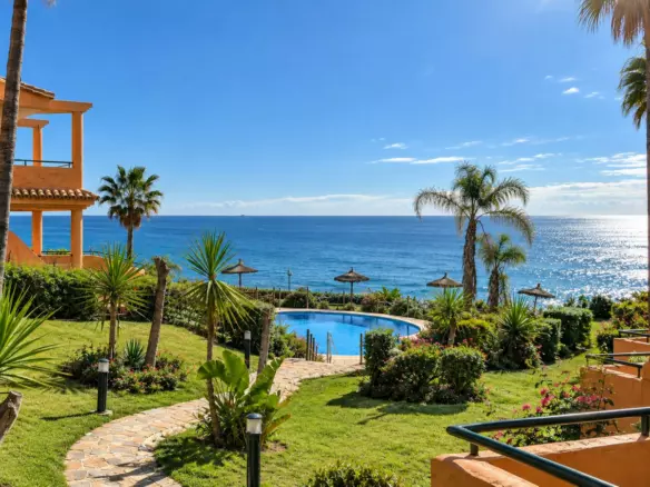 3-bedroom Apartment In Estepona, Spain (95 M²)