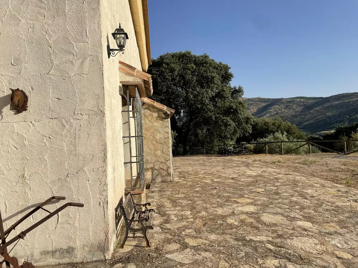 3-bedroom Country House In Alfarnate, Spain (145 M²)