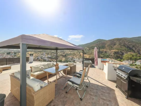 3-bedroom Town House In Tolox, Spain (125 M²)