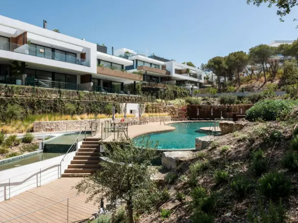 3-bedroom Apartment In Marbella, Spain (151 M²)