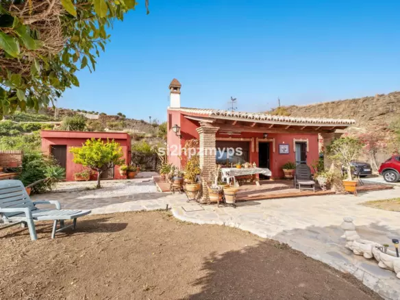 2-bedroom Villa In Benamocarra, Spain (84 M²)