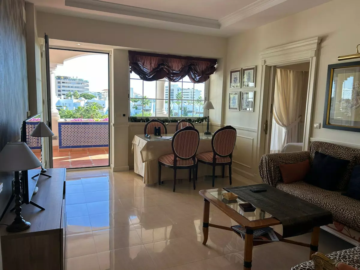 2-bedroom Apartment In Marbella, Spain (90 M²)