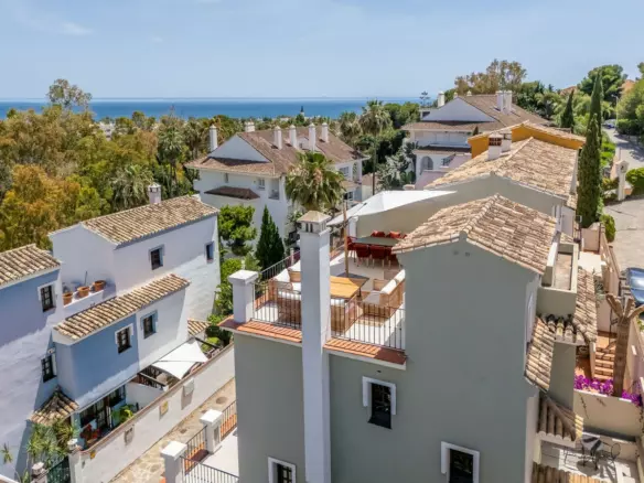 3-bedroom Town House In Marbella, Spain (211 M²)