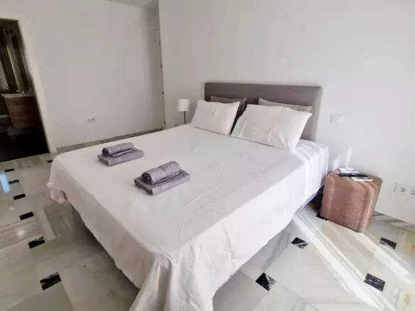3-bedroom Apartment In Fuengirola, Spain (100 M²)