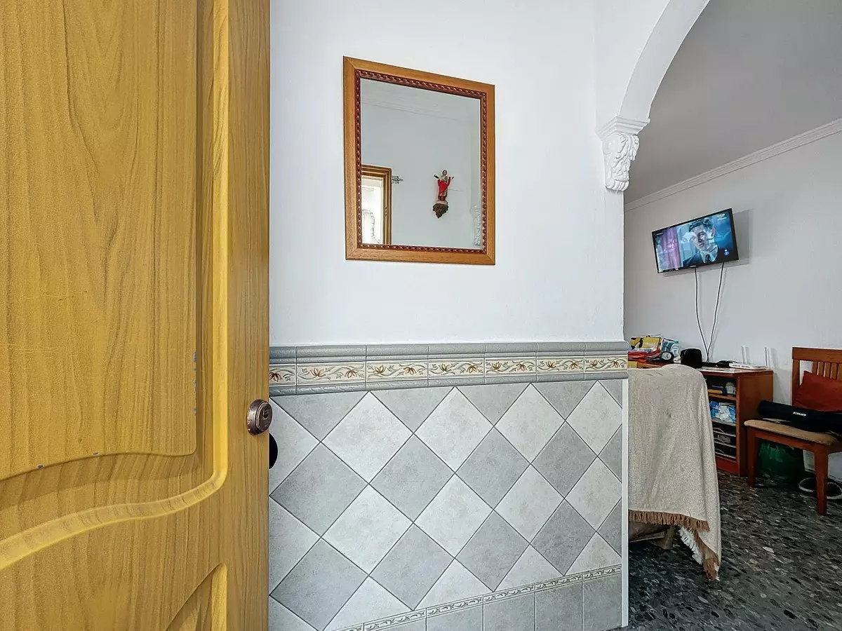 3-bedroom Villa In Cómpeta, Spain (93 M²)