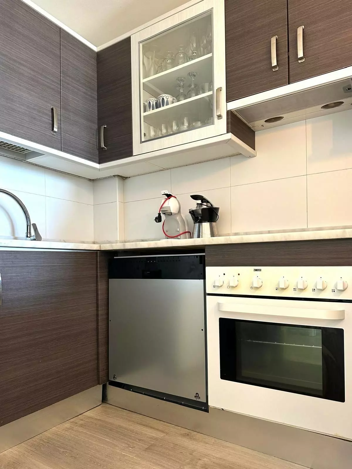 3-bedroom Apartment In Manilva, Spain (80 M²)
