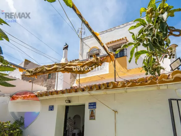 3-bedroom Country House In Málaga, Spain (100 M²)