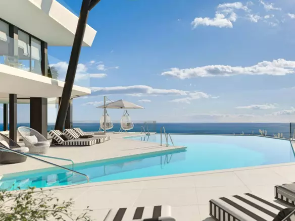 2-bedroom Apartment In Fuengirola, Spain (84 M²)