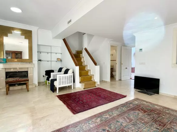 4-bedroom Town House In Marbella, Spain (232 M²)