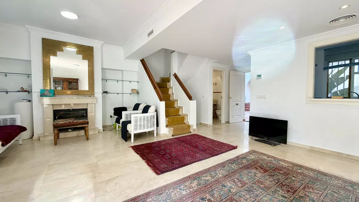 4-bedroom Town House In Marbella, Spain (232 M²)