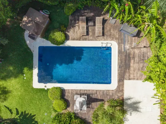 3-bedroom Villa In Benahavis, Spain (329 M²)