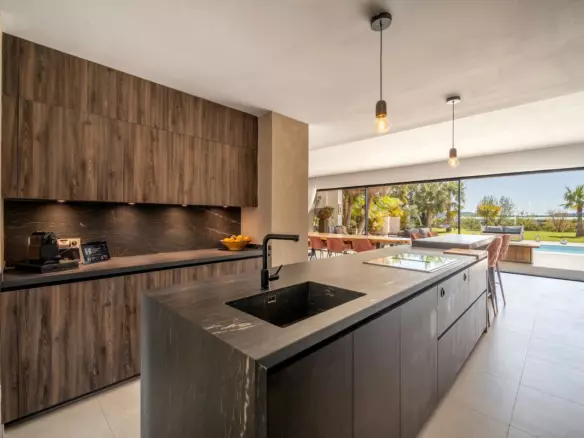 4-bedroom Villa In Mijas, Spain (538 M²)
