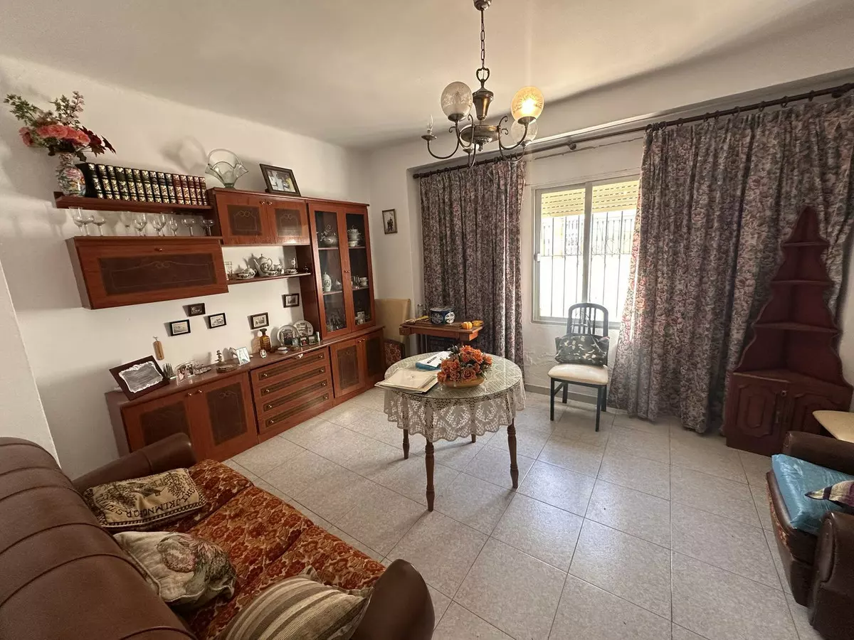 4-bedroom Town House In Riogordo, Spain (158 M²)