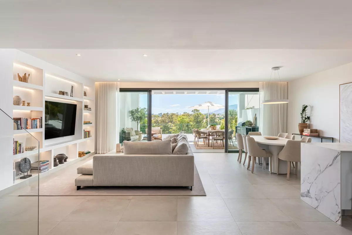 4-bedroom Villa In Marbella, Spain (256 M²)