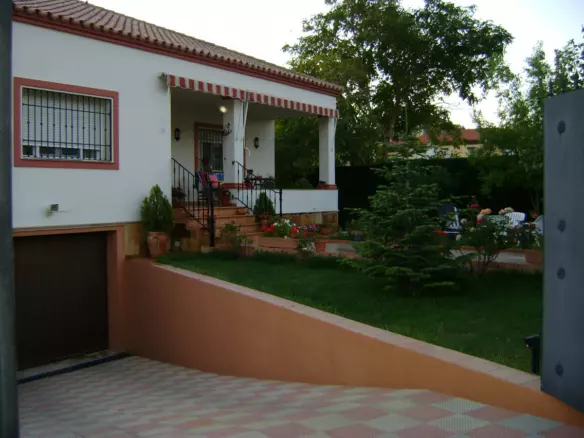 3-bedroom Villa In Cuevas Del Becerro, Spain (472 M²)