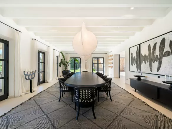 5-bedroom Villa In Santa Maria Del Camí, Spain (670 M²)