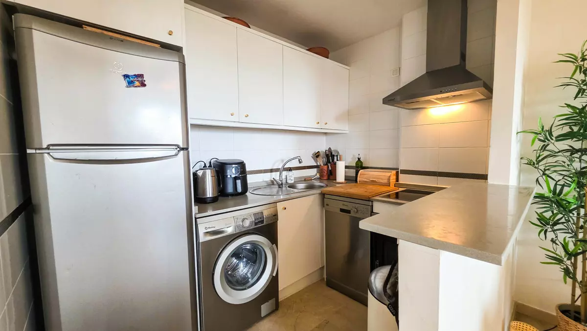 2-bedroom Apartment In Manilva, Spain (93 M²)