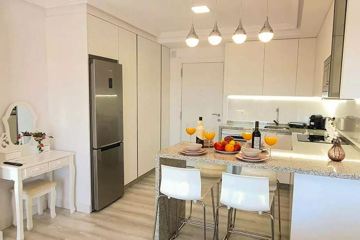 1-bedroom Apartment In Marbella, Spain (43 M²)