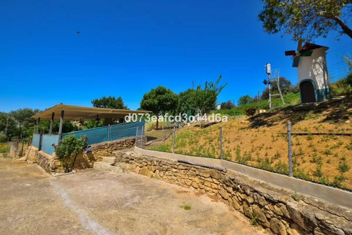 1-bedroom Country House In Ronda, Spain (121 M²)