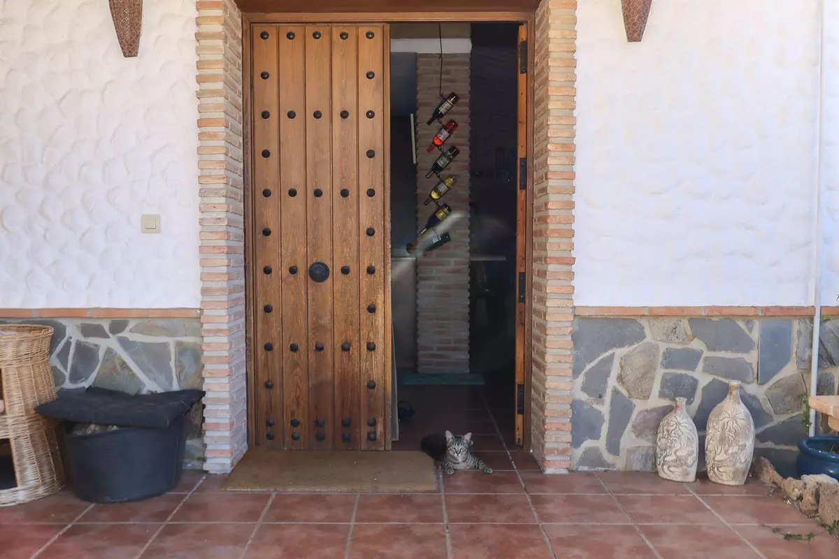 4-bedroom Villa In Alozaina, Spain (190 M²)