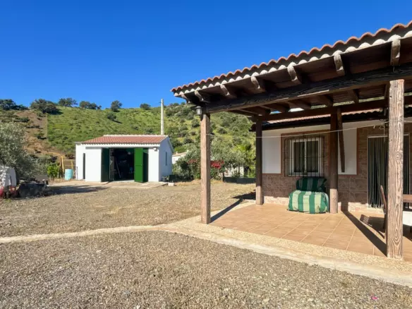 4-bedroom Country House In Comares, Spain (113 M²)