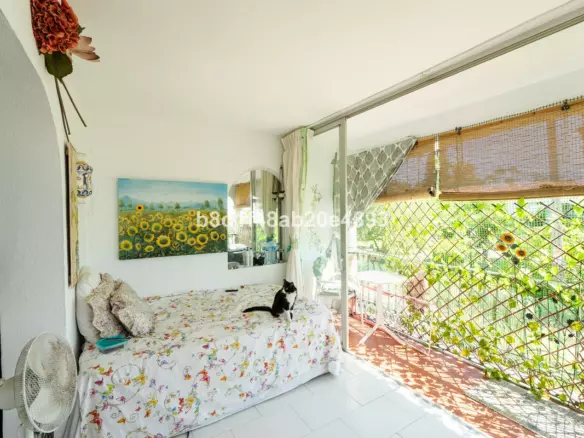 1-bedroom Apartment In Estepona, Spain (61 M²)